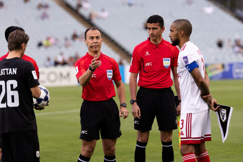 Рефери из Кыргызстана обслужили матч Лиги чемпионов
