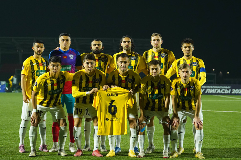 Команда Высшей лиги одержала первую победу в новом сезоне