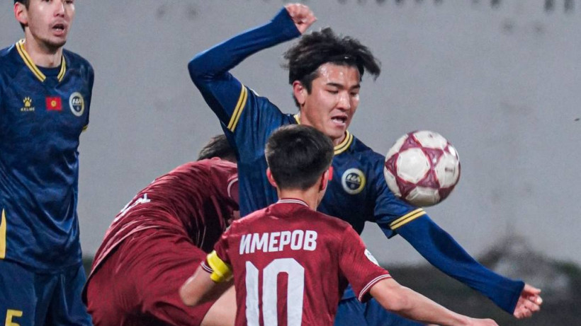 Украинец и россиянин принесли команде Высшей лиги сухую победу