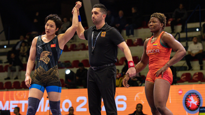 Кыргызстанка сравнила себя и чемпионку мира из Эквадора с гориллой. ФОТО