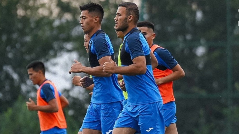 Кыргызстанцы отправились на сборы в Турцию