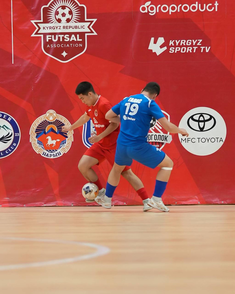 Кто лидирует в турнирной таблице Суперлиги?