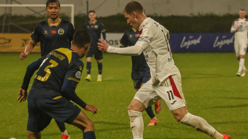 «Кыргызалтын» - «Алга». Прямая трансляция матча Кубка Кыргызстана