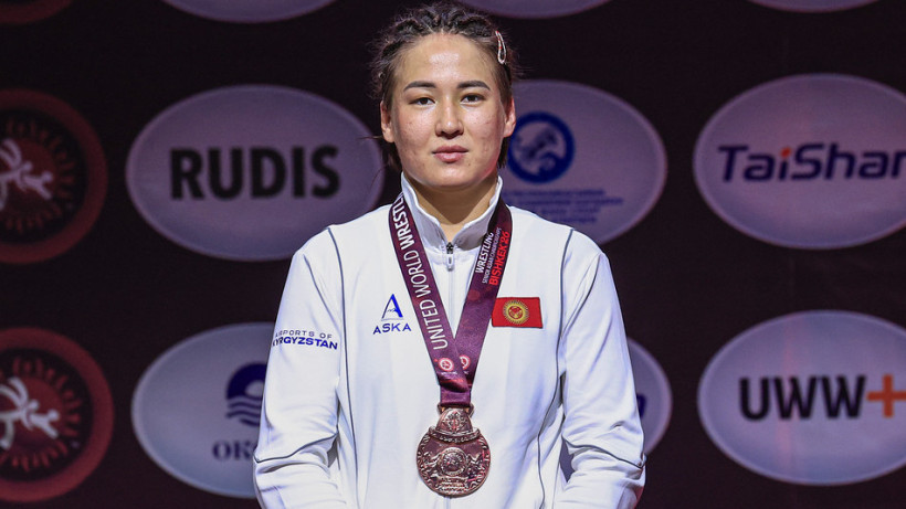 Кыргызстанка занимает 2 место в мировом рейтинге UWW