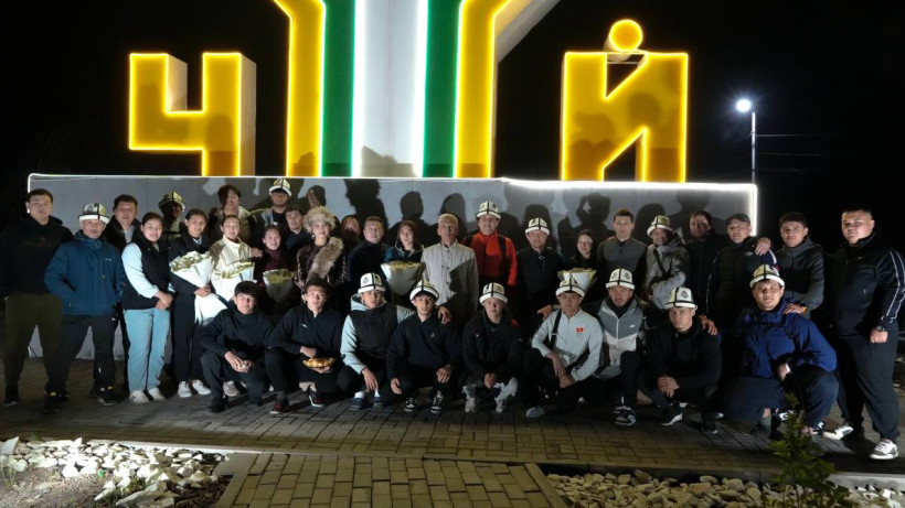 Как встретили дзюдоистов после исторической медали на чемпионате Азии? ВИДЕО