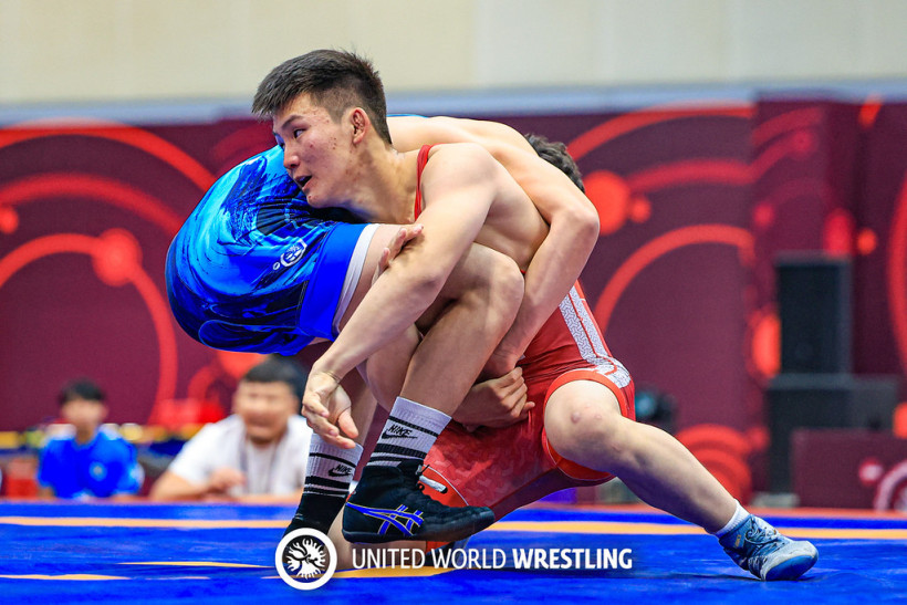 Кыргызстан взял 6 медалей на юношеском чемпионате Азии