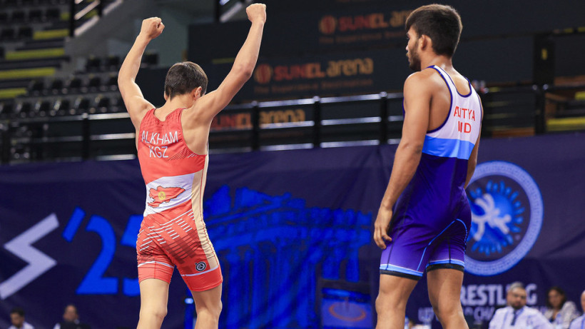 Кыргызстан мощно начал второй день чемпионата Азии U20