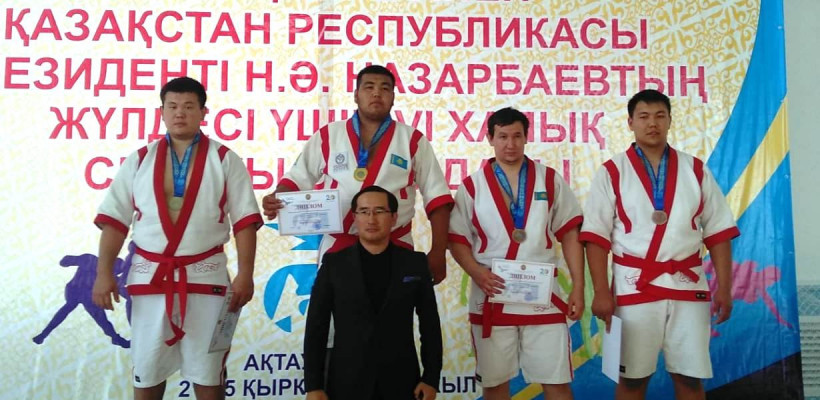 Спортсмены ВКО выиграли награды республиканских народных игр 
