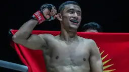 13-0! Непобежденный кыргыз нокаутировал россиянина на турнире ONE FC